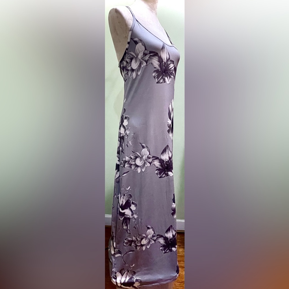 🌫️ Gray Floral Maxi Sundress | NWOT | Size L - Picture 2 of 5